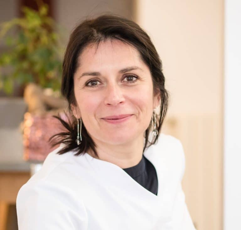 Sandrine-Sejourne-Specialiste-Kobido-Authentique-Massage-Japonais-Tours-Indre-et-Loire-Centre-Takumi-Finch